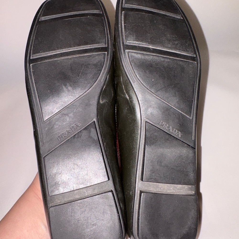 PRADA Black Women's Square-Toe Leather Loafers - Picture 6 of 7